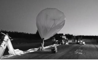 Wojskowy balon wylądował w lesie! Wszystko pod kontrolą