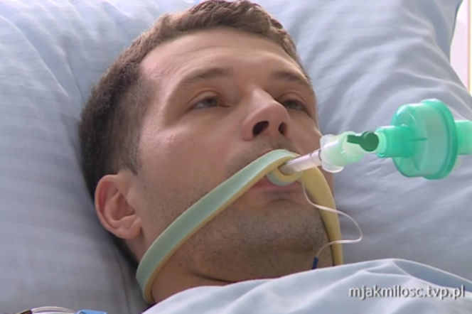 M jak miłość odcinek 1311, Tomek (Andrzej Młynarczyk) wybudza się ze śpiączki