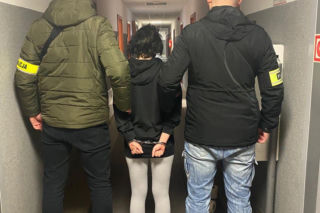  Horror! 20-latka zaatakował nożem matkę z dzieckiem