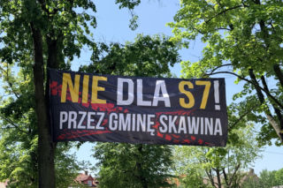 Kontrowersyjna budowa drogi S7. Mieszkańcy Skawiny protestują i boją się o zdrowie dzieci