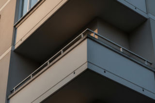 89-latka uwięziona na balkonie. Rybniccy policjanci dokonali niemożliwego?