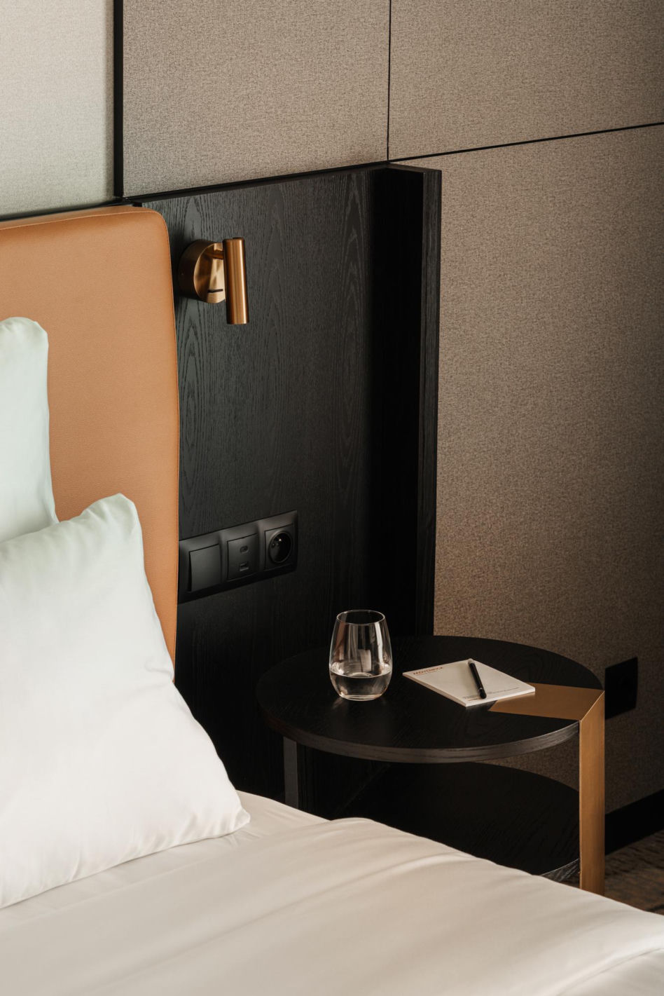 Mövenpick Grand Hotel