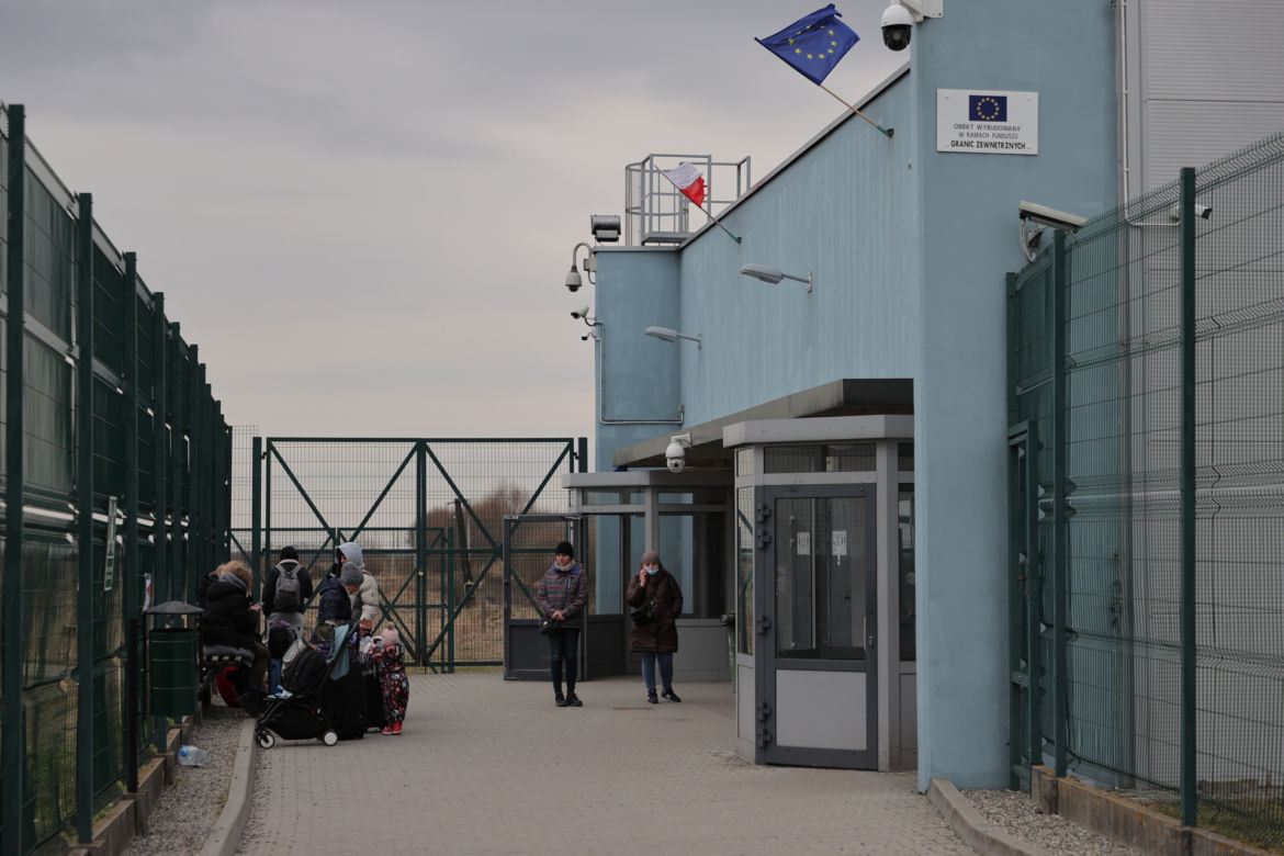 Uchodźcy z Ukrainy w Polsce. Dotarli do Medyki 