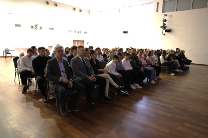 Stypendia sportowe w Osiecznej