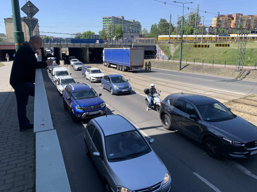 TIR zablokował Sosnowiec. Kierowca był nietrzeźwy