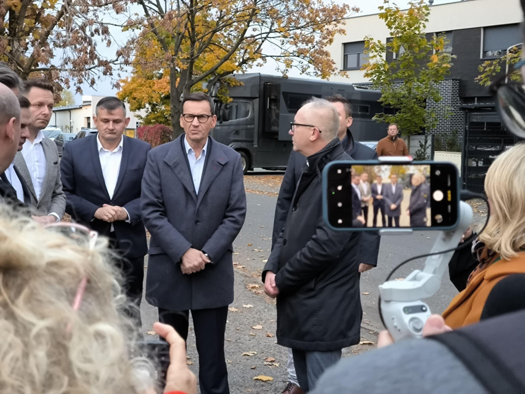 Łukasz Borowiak i Mateusz Morawiecki w Lesznie