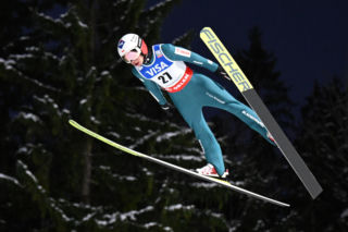 O której godzinie skoki dzisiaj? W niedzielę 1 marca 2026 drugi konkurs PŚ na mamucie w Bad Mitterndorf!