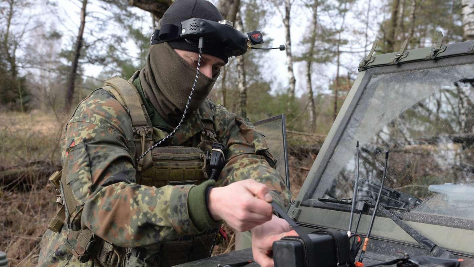 Niemiecka pomoc dla Ukrainy na nowych zasadach? CSU żąda dostępu do technologii dronowy