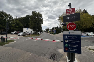Ostrów. Od dziś nowe zasady parkowania przy szpitalu!
