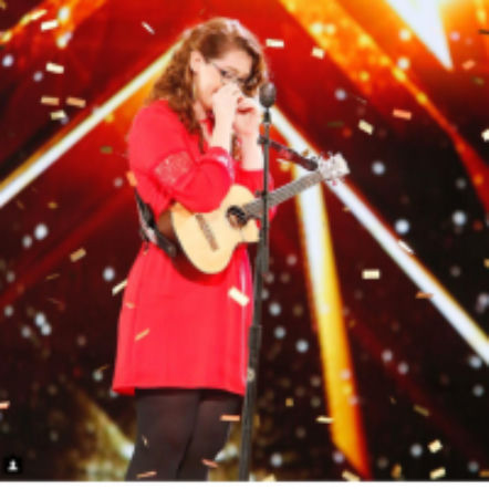 Niesłysząca wokalistka zachwyciła w Mam Talent! 