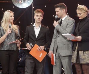 Sylwester z Dwójką. Barbara Kurdej-Szatan, Maciej Musiał, Tomasz Kammel, Halina Mlynkova 