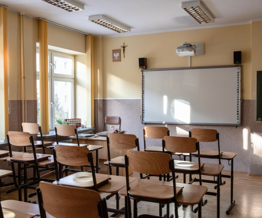 Pusta sala lekcyjna