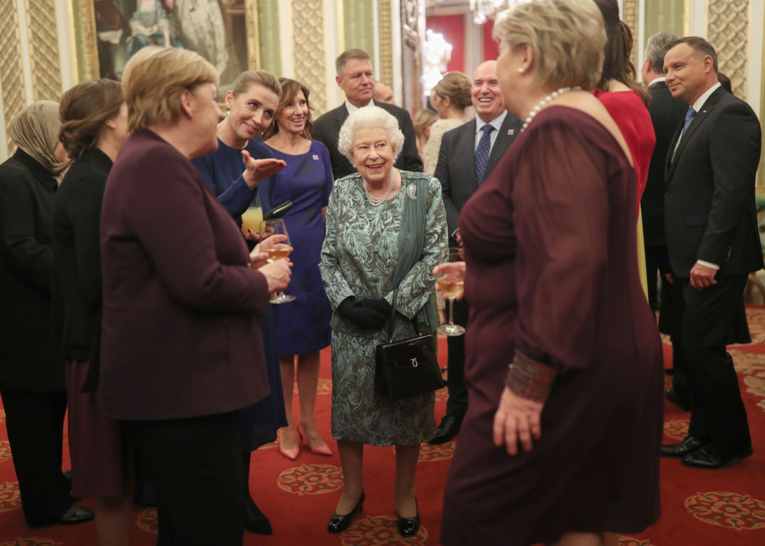 Duda pożegna królową