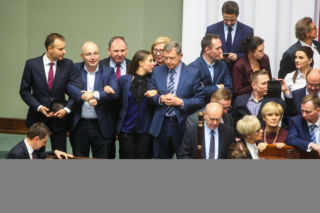 SEjmowy bunt przeciw cenzurze Kuchcińskiego
