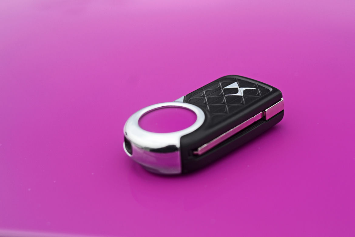 Citroen DS3 Dark Pink 1.6 THP