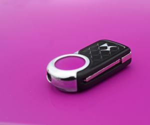 Citroen DS3 Dark Pink 1.6 THP