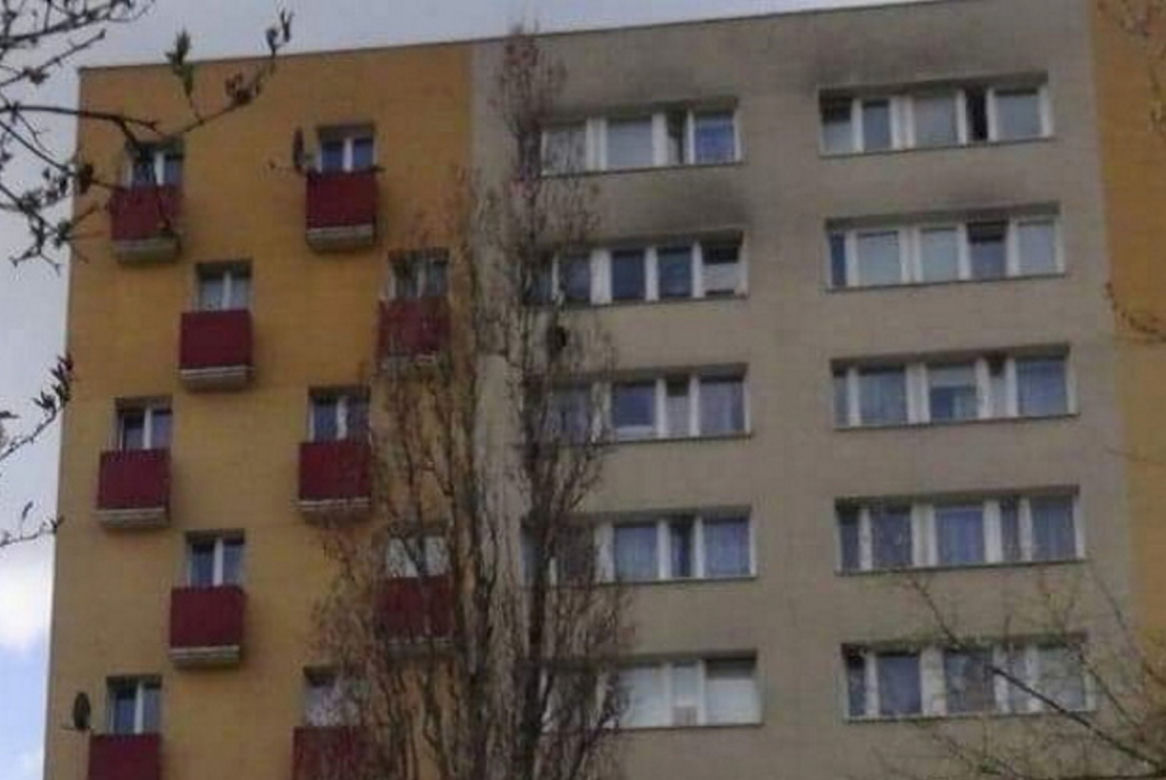Makabra na Bielanach. Młody mężczyzna runął z 9. piętra. Nie przeżył