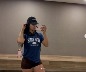 Fani w żałobie po śmierci znanej influencerki. Horror rozegrał się na drodze