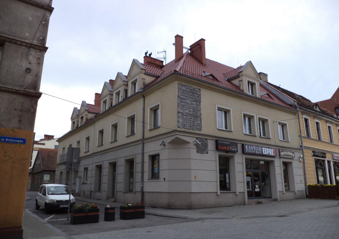 To największe miasto w Polsce, którym nie rządzi prezydent. Znajduje się na Śląsku