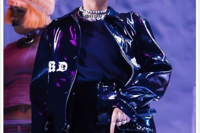 Rihanna wygwizdana! Fani w końcu stracili cierpliwość!