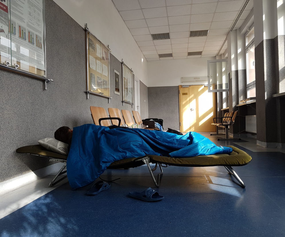 Strażacy uwięzieni na kwarantannie
