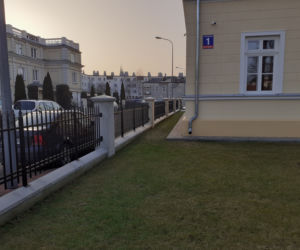 Siedleckie szkoły przy ul. Konarskiego i Prusa i ich okolica w lutym 2021 roku