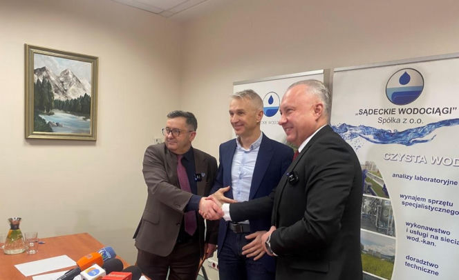 Ważne umowy podpisane! Sądeckie Wodociągi rozpoczynają współpracę z Gminą Chełmiec