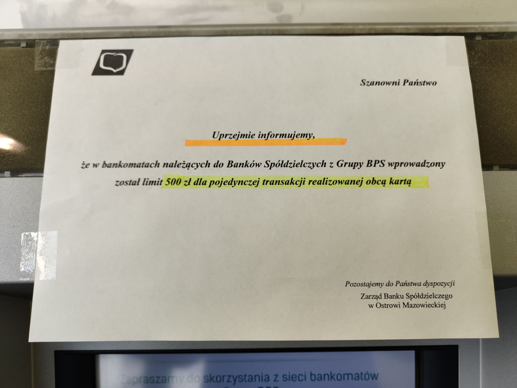 Banki ograniczają limity wypłat z bankomatów