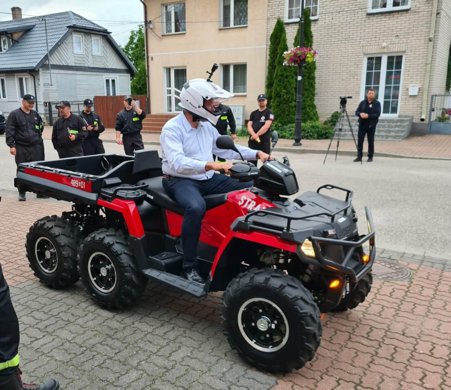 Podlascy strażacy mają nowy sprzęt. Zgotowali mu gorące powitanie [ZDJĘCIA]