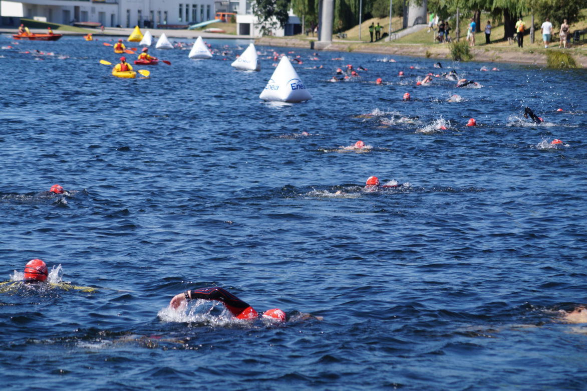 Enea Bydgoszcz Triathlon 2023. Sportowe emocje w centrum miasta! [ZDJĘCIA]