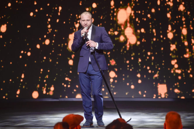 Borys Szyc kiedyś i dziś. Tak wyglądała jego droga na szczyt polskiego kina