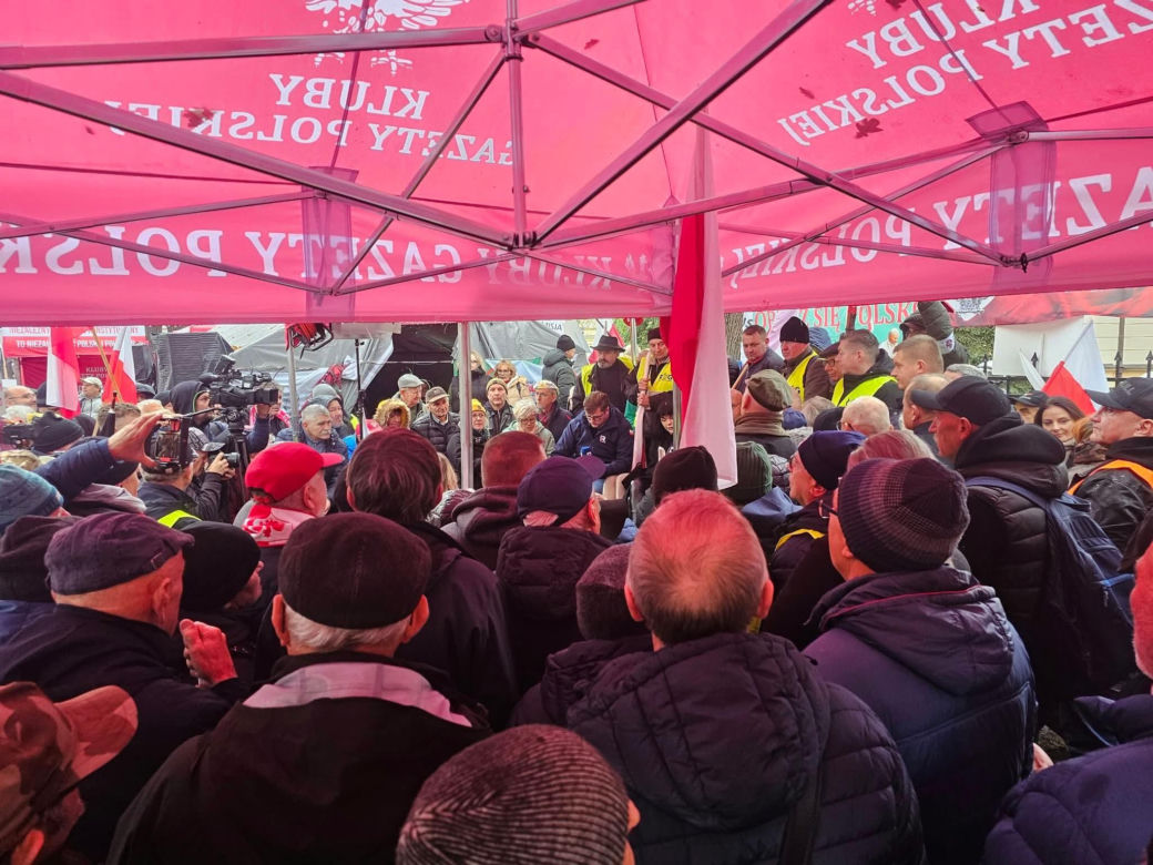 Trybunał Konstytucyjny - poranek 31.11.2026