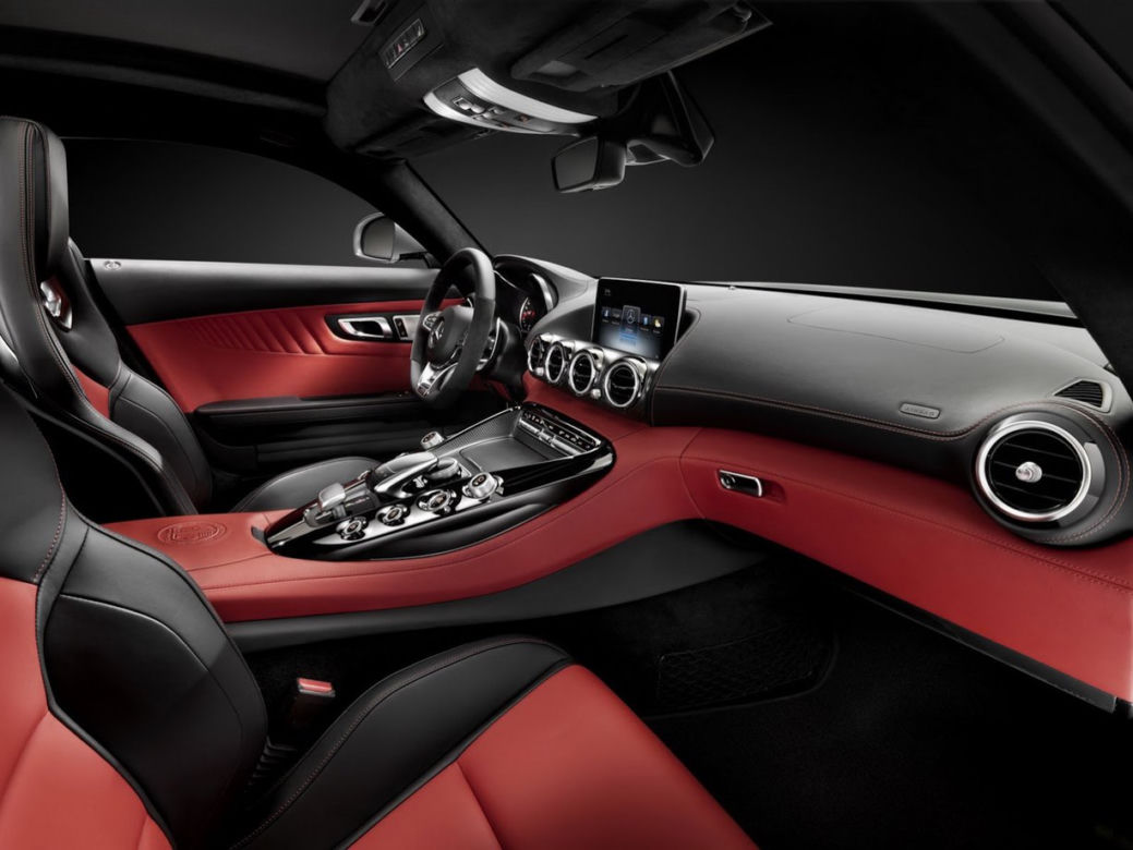 2015 Mercedes-AMG GT