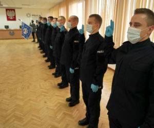 Nowi policjanci w Bydgoszczy i regionie! Ślubowanie złożyło 52 funkcjonariuszy