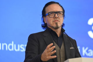 800 miliardów na stole. Kto zgarnie kasę z wielkich inwestycji? 