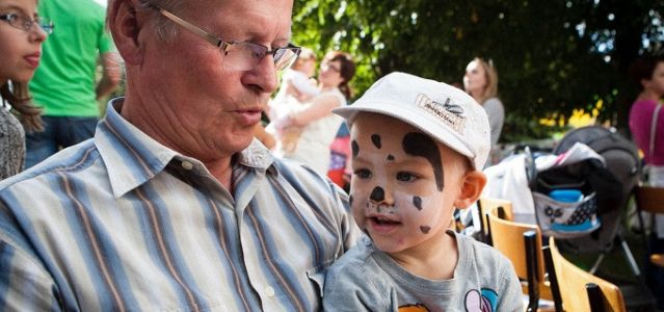 Dzień babci i dziadka 2018 - prezenty, które sprawią radość 