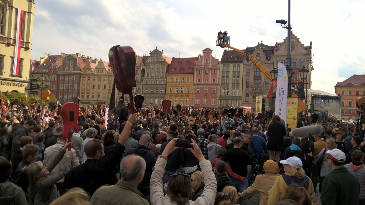 Gitarowy Rekord Guinnessa na wrocławskim Rynku