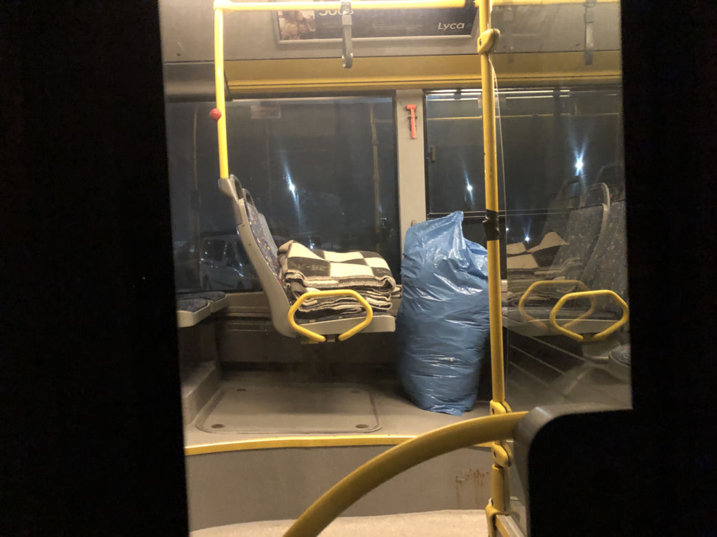 Autobus dla bezdomnych w Łodzi. Zobacz, jak wygląda pomoc potrzebującym