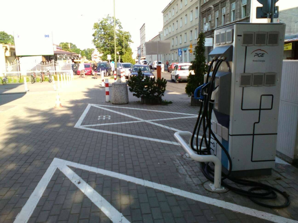 Stacje ładowania samochodów elektrycznych w Rzeszowie