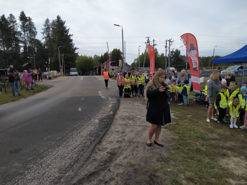 ZOBACZ ZDJĘCIA z akcji "Bezpieczny przejazd" w Koszewnicy, w gminie Kotuń - 15.09.2022