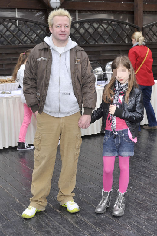 Robert Leszczyński z córą Vesną 