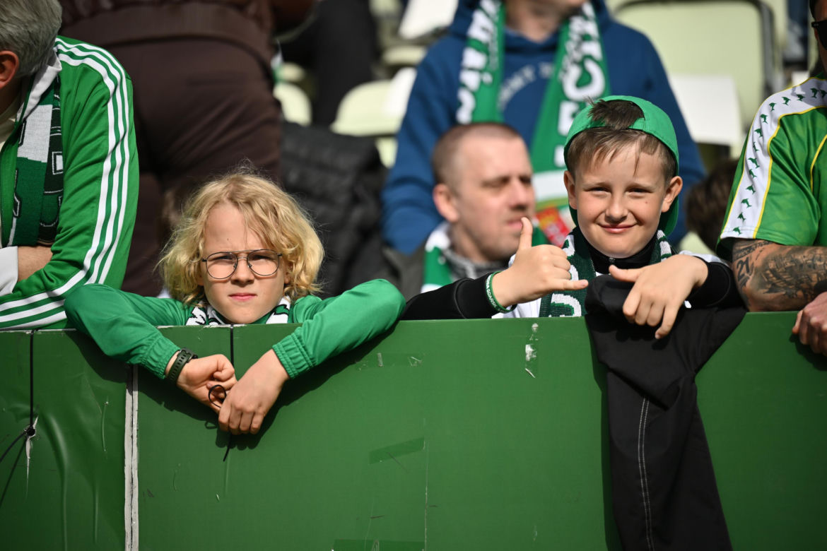 Lechia Gdańsk - Legia Warszawa: Zdjęcia kibiców z meczu 33. kolejki PKO BP Ekstraklasy
