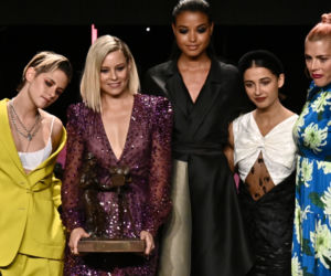 Kristen Stewart na kolacji Pioneer of the Year 2019