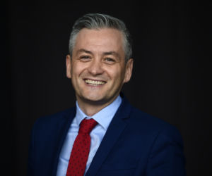 Znani leworęczni. Międzynarodowy Dzień Osób Leworęcznych 