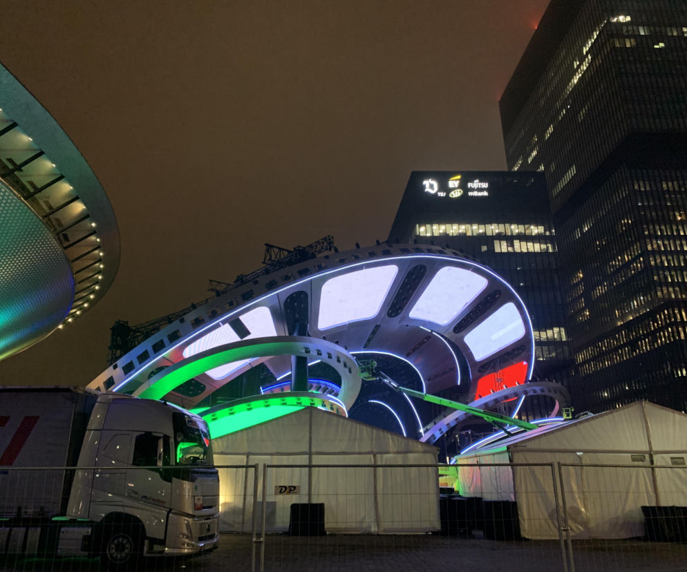 Scena Sylwestra z Dwójką 2025 w Katowicach w czasie próby świateł