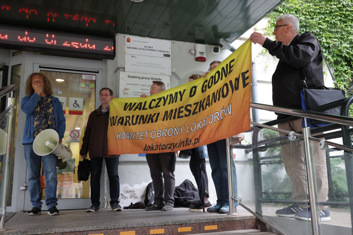 Ich kamienica idzie do remontu. Boją się, że już do niej nie wrócą