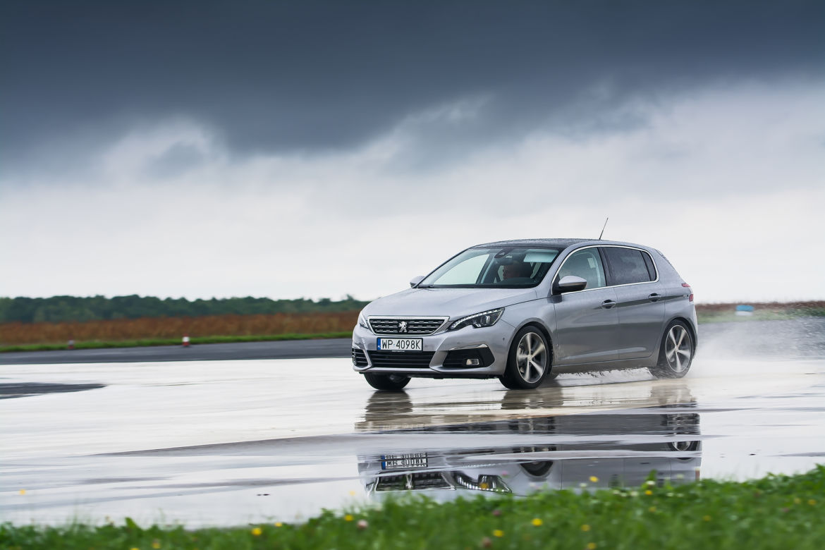 Peugeot 308 FL 1.6 BlueHDI Business Line