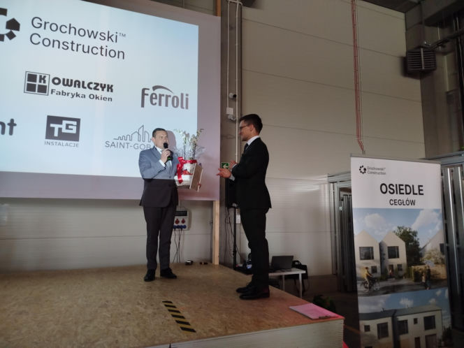 Fabryka drewnianych domów modułowych w Jagodnem już po oficjalnym otwarciu! Firma inwestuje w rozwiązania ekologiczne