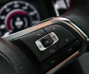 Volkswagen Golf 2.0 TSI GTI Performance 245 KM