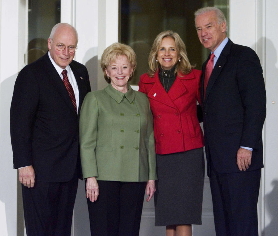 Bush, Biden i Harris wzięli udział w pogrzebie b. wiceprezydenta Dicka Cheneya